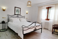 bedroom1-1