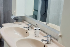 ensuite2